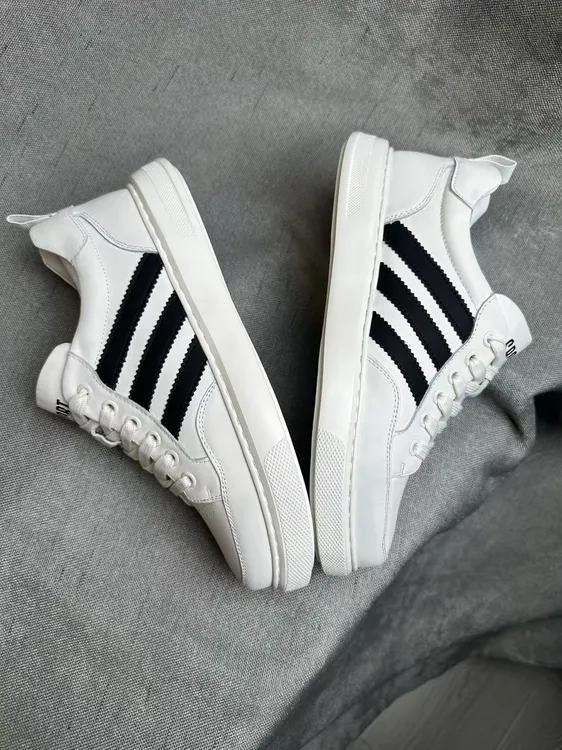 低帮男系带板鞋休闲鞋小白鞋时尚透气潮流潮鞋百搭男士