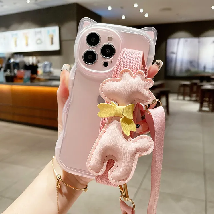 粉色小鹿腕带苹果16promax手机壳女款适用iphone15/14/13/12/11