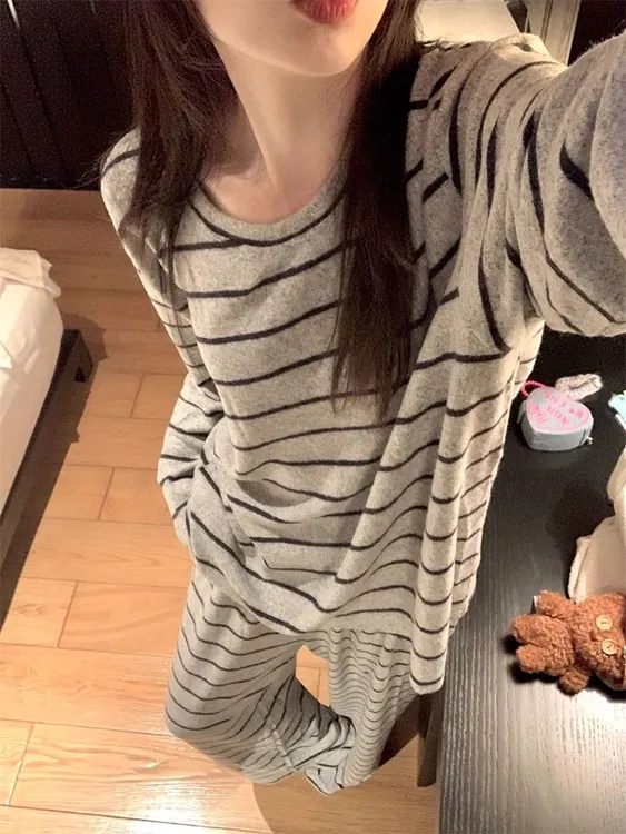 韩版德绒灰色条纹睡衣女2025秋冬新款宽松保暖舒适家居服外穿套装