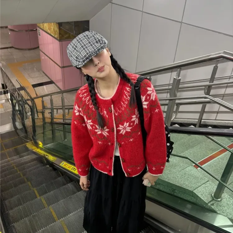 【博主】GENERAL IDEA BY BUMSUK费尔岛节日氛围软糯针织毛衣开衫4550