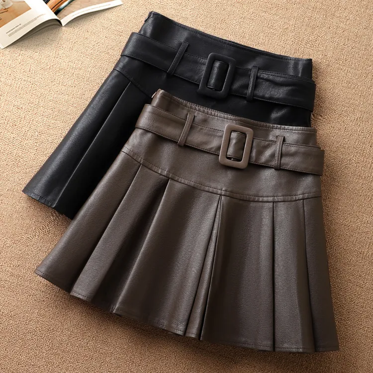 拉夏贝尔小皮裙半身裙百褶裙秋冬款2025新款高腰显瘦时尚短裙