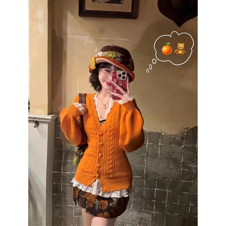 2025秋冬季v领爱心扣加厚毛衣开衫外套内搭打底半身裙包臀裙短裙