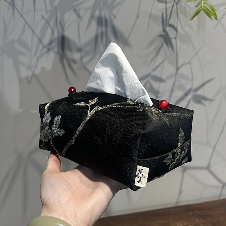 惊蛰 纯黑织锦缎刺绣白梅红珠纸巾盒桌面收纳盒布艺抽纸袋抽纸盒