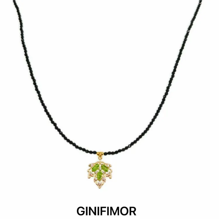 GINIFIMOR 铜合金树脂项链 a641 绿色枫叶吊坠黑晶项链百搭锁骨链