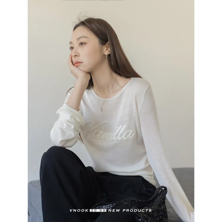 VUMP 喇叭袖毛织圆领长袖t恤女春夏季内搭绣花针织衫打底上衣薄款