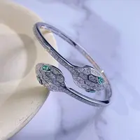 99新 BVLGARI/宝格丽 白金满钻祖母绿双蛇头灵蛇手镯