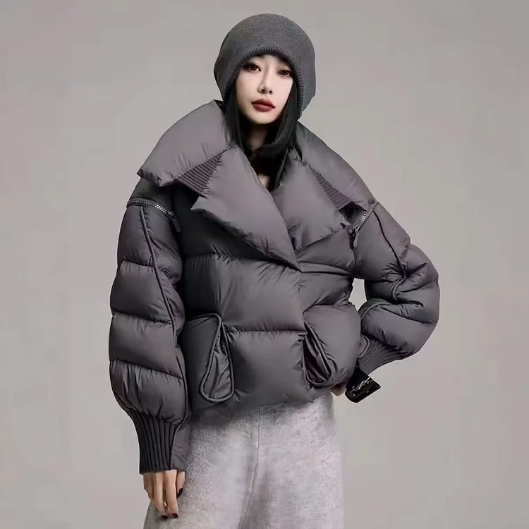 【0001】加厚保暖短款外套 休闲百搭  小个子韩款设计感面包服