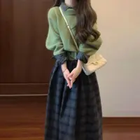 6733高级感法式绿色毛衣针织连衣裙子女秋冬季新款小个子香风套装