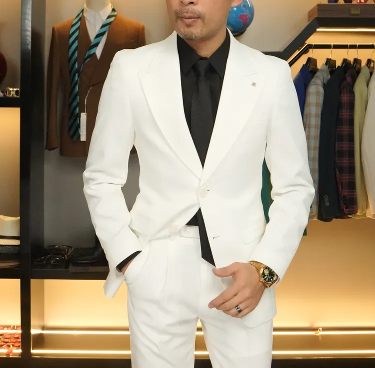 秋冬款男西服套装戗驳领两粒扣双开叉新郎结婚西装套装时尚两件套