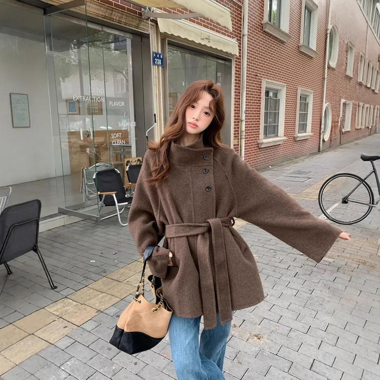 2025高级感双面羊绒大衣女短款秋冬新款宽松系带小个子羊毛呢外套