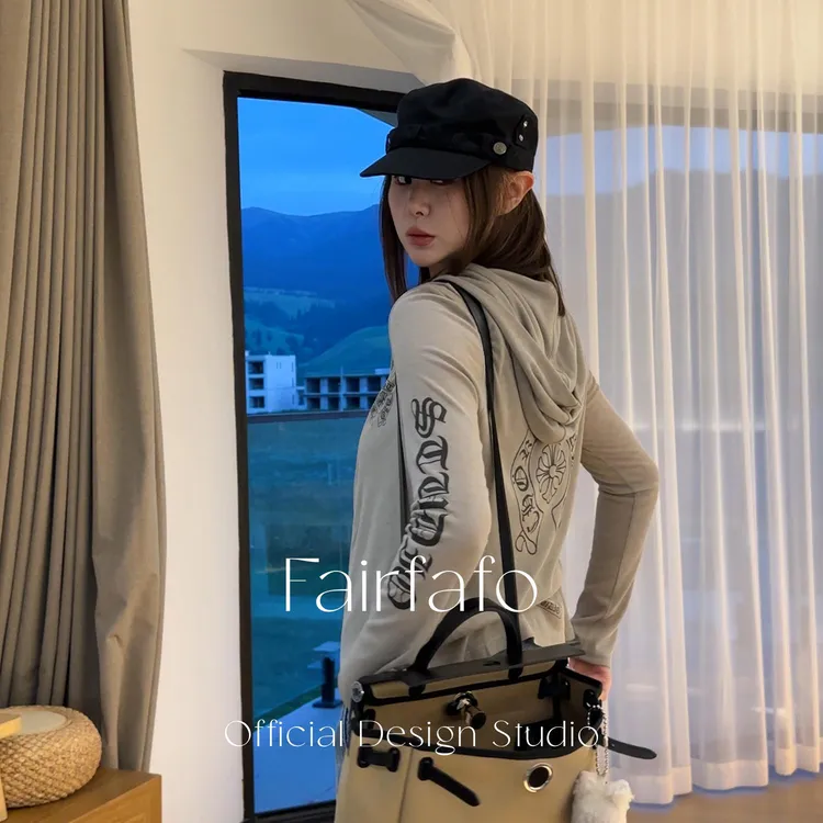 【轻薄印花连帽外套】WTAL57128  外套+背心早秋新款舒适防晒两件套