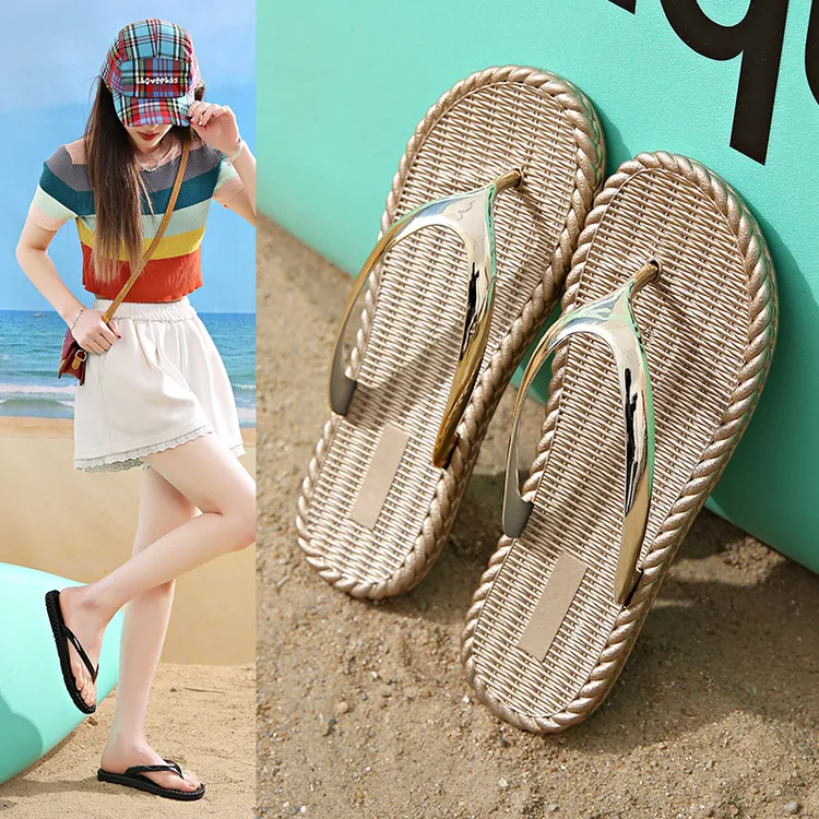 网红人字拖女夏季潮流金属色韩版百搭厚底夹趾小众海边沙滩凉拖鞋