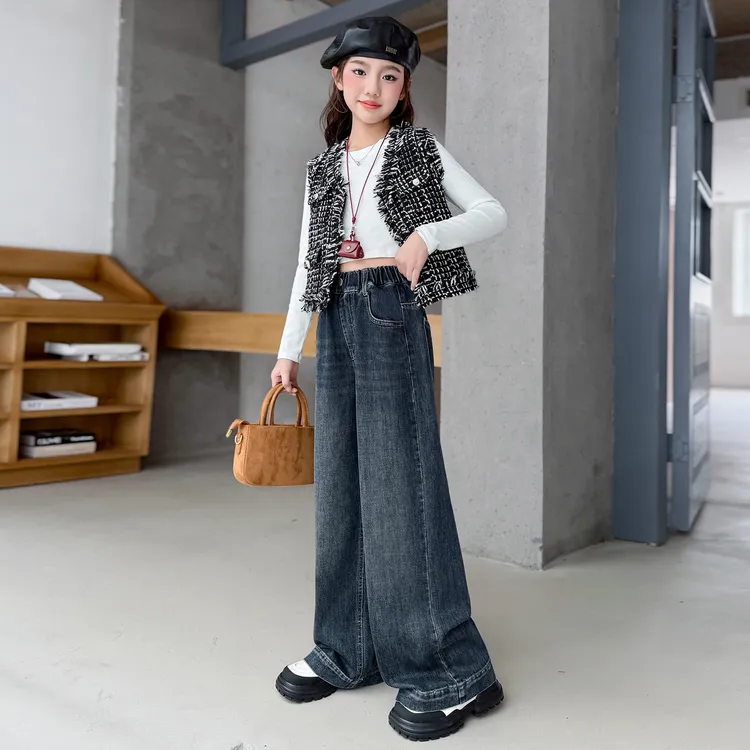 女童牛仔裤2025春秋款6-15岁中大童新款后袋爱心阔腿裤时尚6277