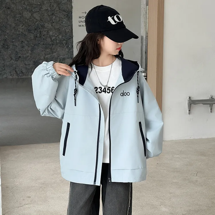宽松外套新款薄款洋气运动冲锋衣潮款中大童学生连帽三合一上衣潮