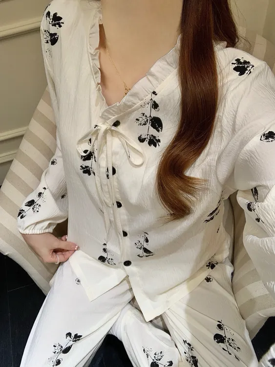 2025新款韩版甜美碎花睡衣女春秋季带胸垫宽松棉质长袖家居服套装