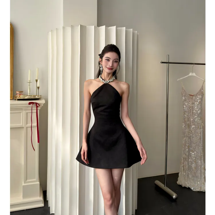 【JINGGUO轻奢】小众设计感麂皮挂脖钻饰挂脖短款名媛连衣裙7578