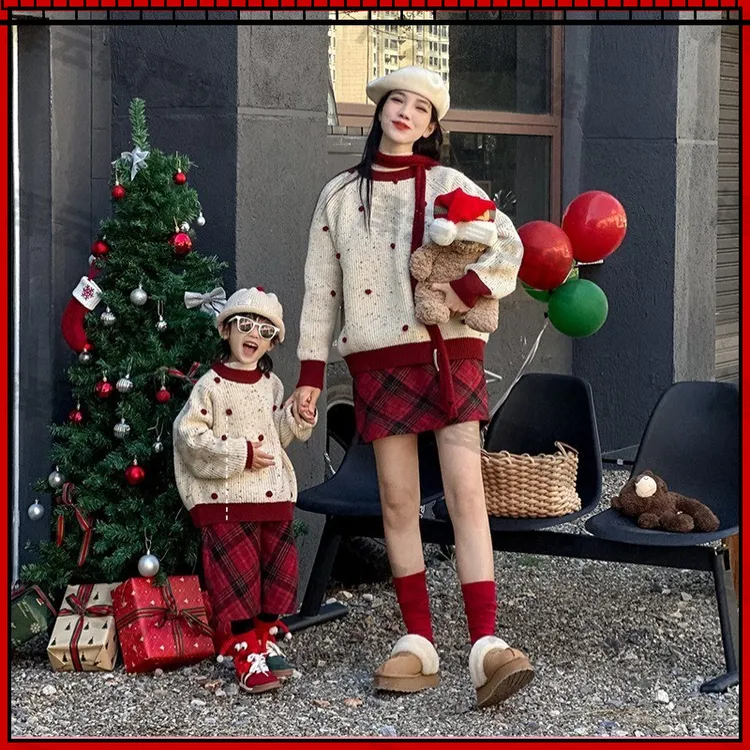 女宝宝冬装新款红色洋气裤子加厚女童圣诞套装可爱冬季外出服衣服