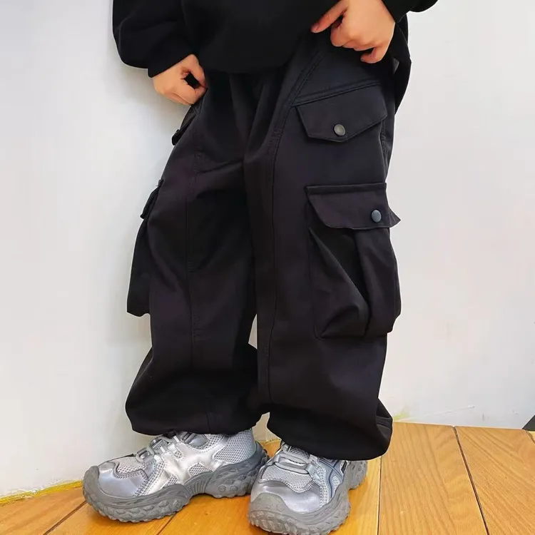 2025冬季男童时尚多口袋加绒工装裤90-150