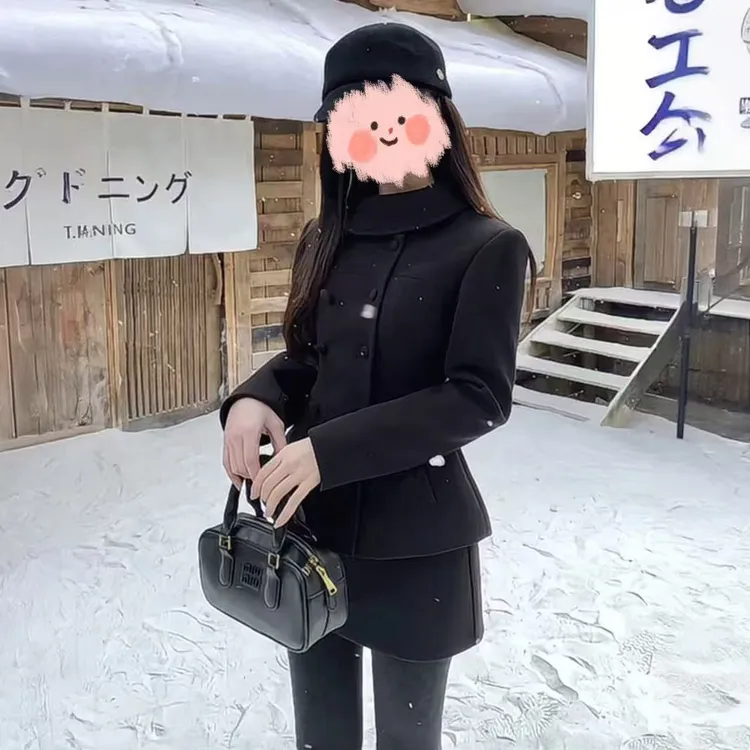 高智感赫本风时尚套装女秋冬新款气质双排扣外套显瘦半身裙两件套