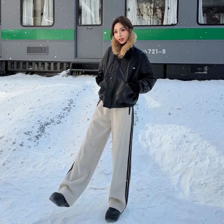 Moprobably李予诺「校服裤」时尚百搭侧条纹直筒休闲裤L5451053