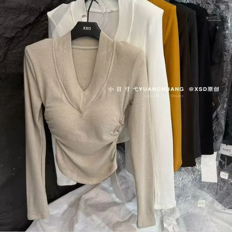 2025秋冬磨毛绒新款韩版设计感小众V领褶皱长袖T恤打底衫上衣女