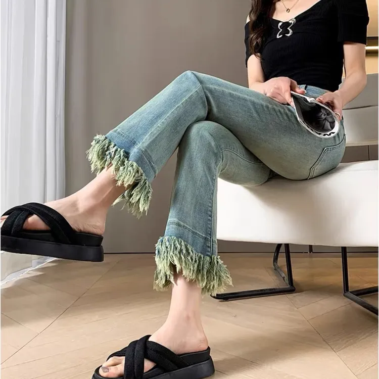 浅色微喇牛仔裤女2025新款夏季高腰显瘦小个子九分流苏毛边喇叭裤