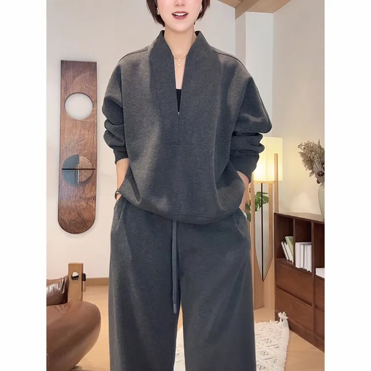 慵懒风休闲运动套装女秋季2025新款时尚显瘦立领卫衣阔腿裤两件套