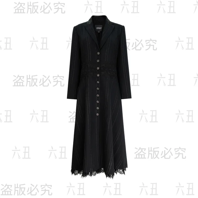六丑【高定风衣】新款高级定制时尚条纹刺绣蕾丝风衣裙502AFY0220