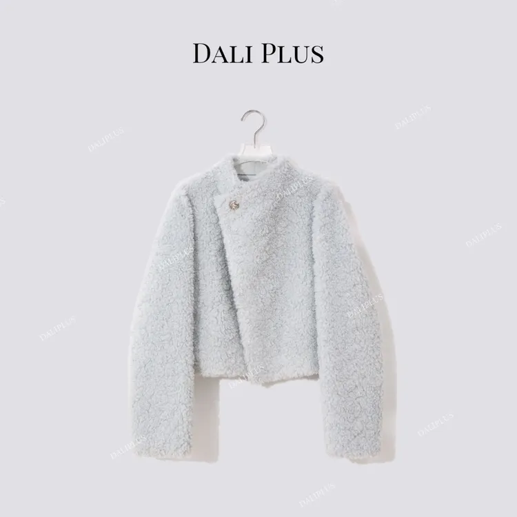 DALI PLUS“100羊毛颗粒卷毛外套”一粒扣短款长袖外套-D5MM2804