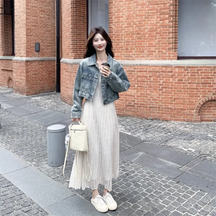 巨好看牛仔外套吊带连衣裙套装女春秋季大方得体盐系轻熟风两件套