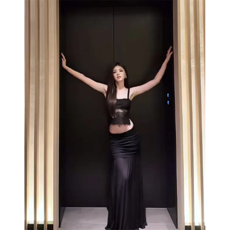 2025春夏季新款修身显瘦性感吊带背心上衣气质时尚高级感半身裙女