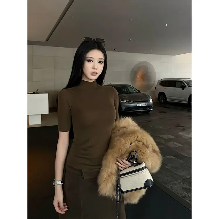 早秋季新款修身显瘦网红穿搭针织圆领上衣气质时尚收腰a字半身裙 
