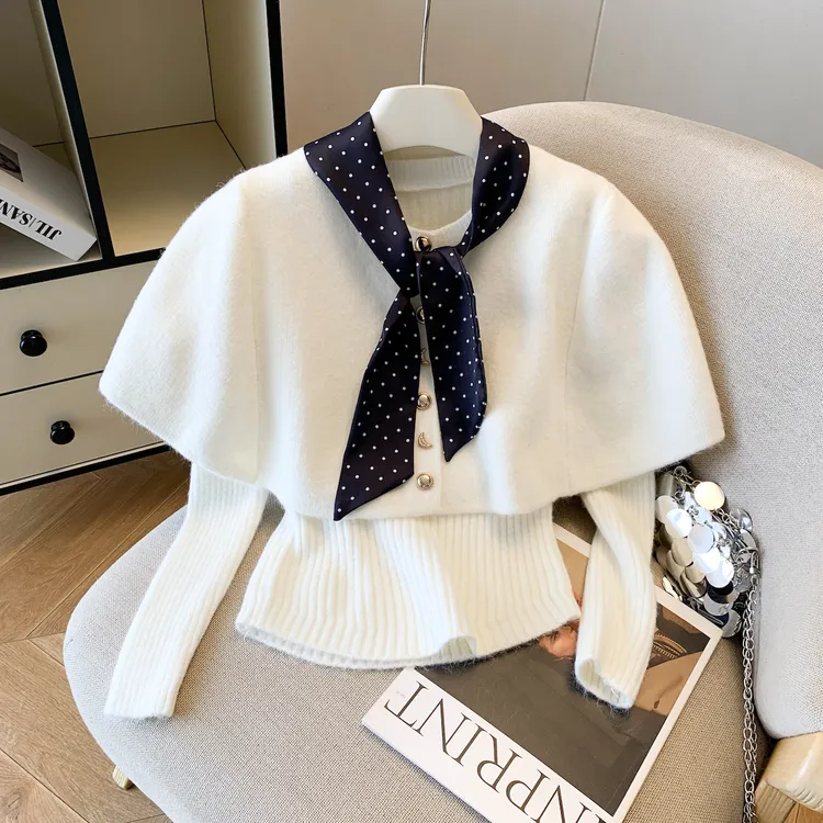 自留款推荐~斗篷披肩长袖针织衫女秋季新款小香风百搭两件套上衣