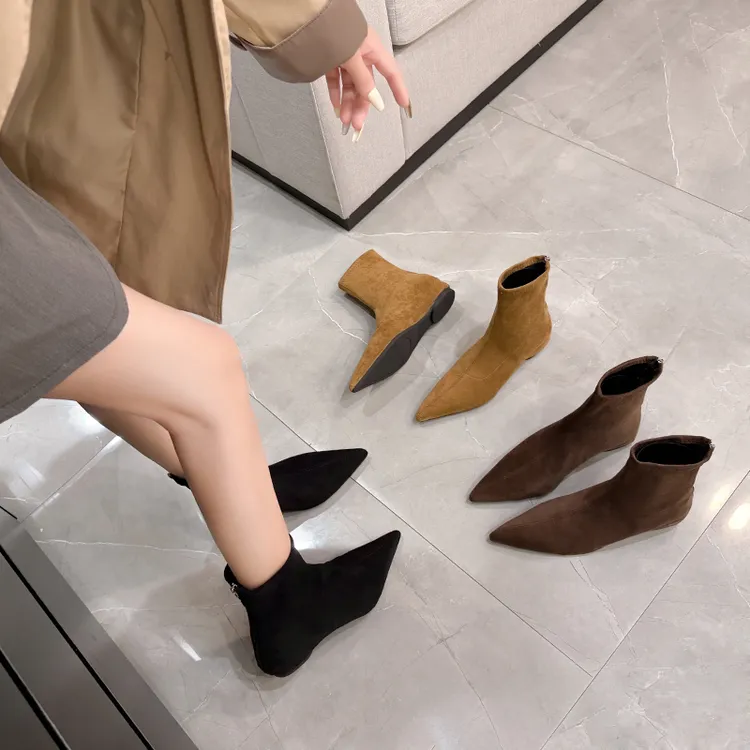 常规款磨砂皮胶粘高跟百搭气质短靴袜靴女鞋尖头中跟