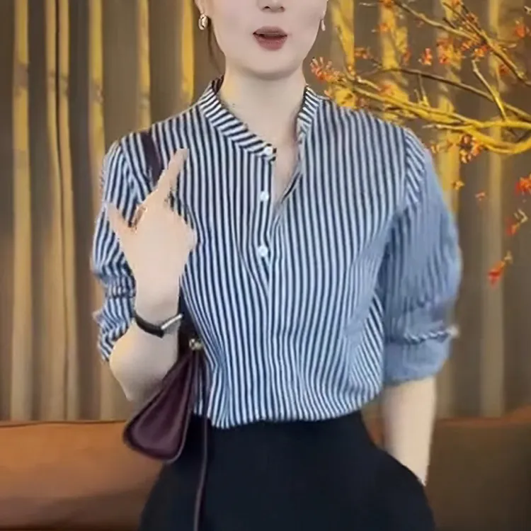 条纹立领洋气衬衫女2025夏季时尚减龄显瘦遮肉设计感半袖休闲上衣