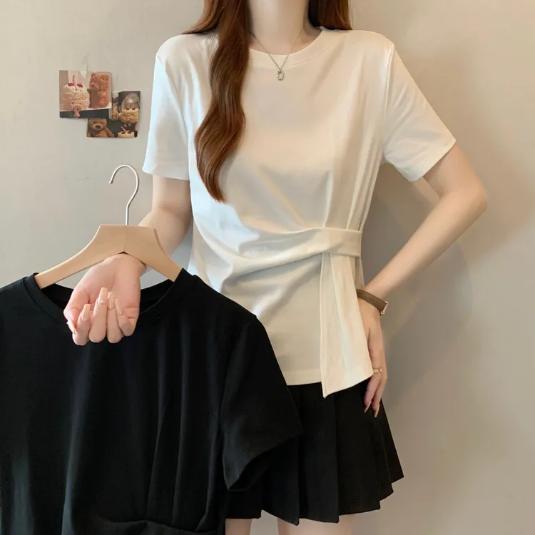 大码设计感正肩短袖T恤女夏季新款胖MM修身显瘦百搭洋气小众上衣