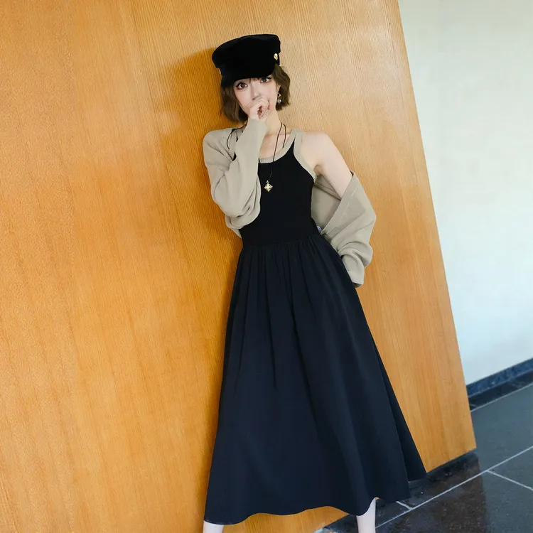 MIUCO卡其色针织开衫配拼接裙摆修身长袖背心裙两件套长裙连衣裙