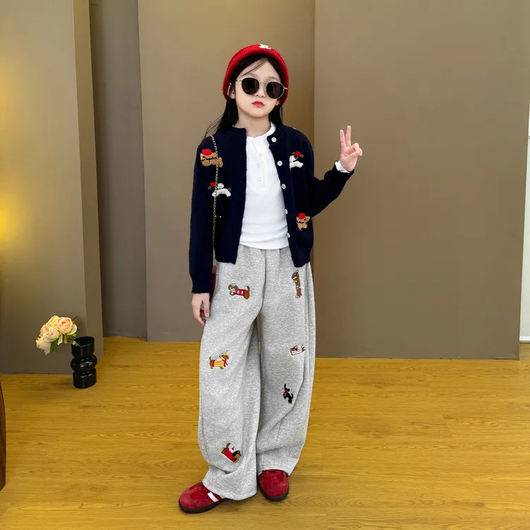 女童2025新款韩系穿搭休闲时尚开衫毛衣衬衫宽松阔腿弯刀裤套装潮