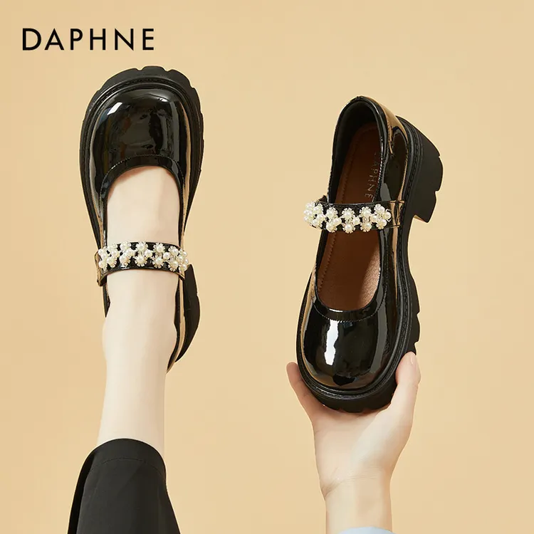 达芙妮厚底玛丽珍鞋女2025新款春秋软底漆皮单鞋一字带浅口小皮鞋