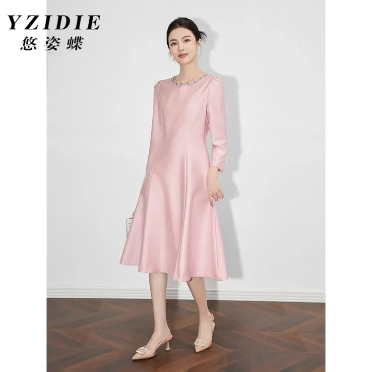YOUZIDIE2025秋新款女气质高端重工钉钻长袖连衣裙收腰显瘦中长款