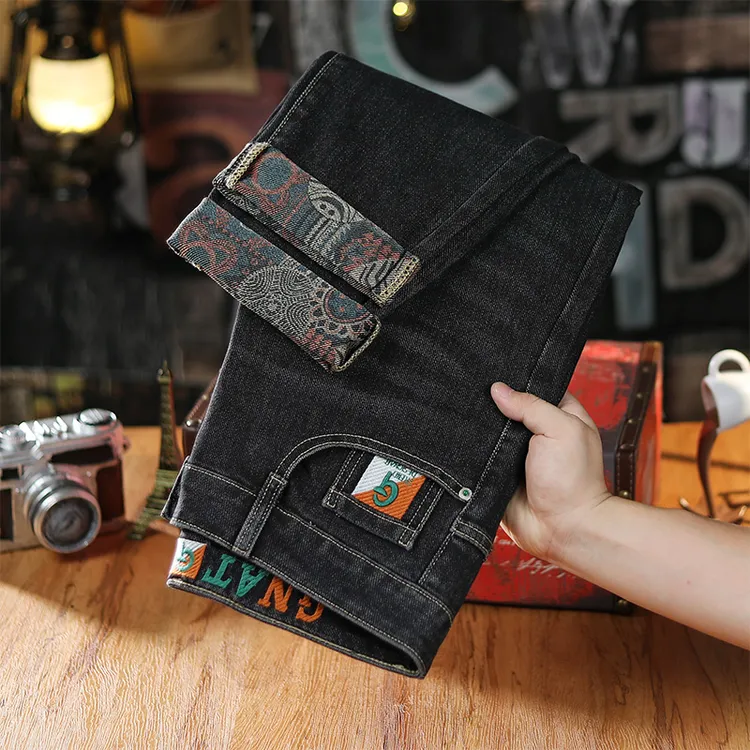 2025秋冬新款弹力牛仔裤男潮流宽松小直筒百搭牛仔长裤男秋冬厚款