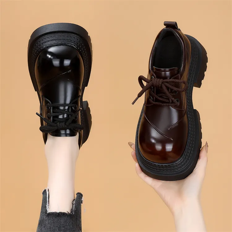 百搭乐福鞋女2025年秋冬新款小个子增高显瘦软底轻便不累脚小皮鞋