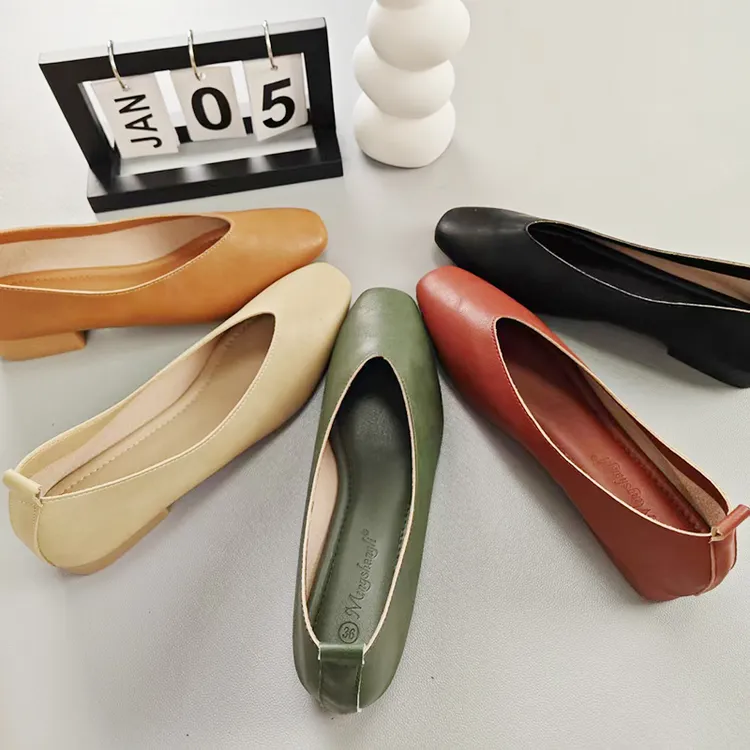 【34-43码】真皮高跟单鞋女春夏季女鞋小方头奶奶鞋浅口V口温柔瓢鞋