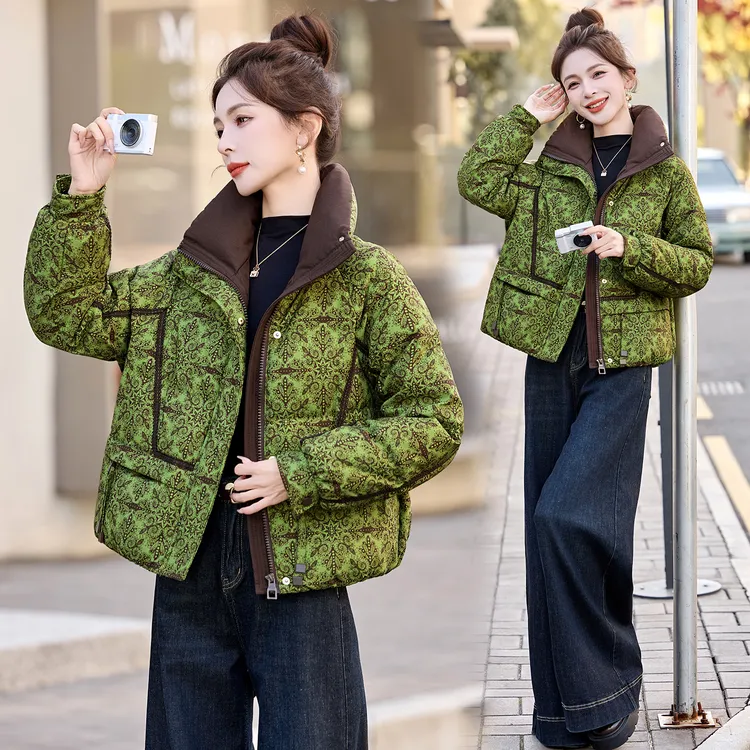 韩系气质印花立领羽绒服女2025冬季新款洋气减龄加厚保暖短款外套