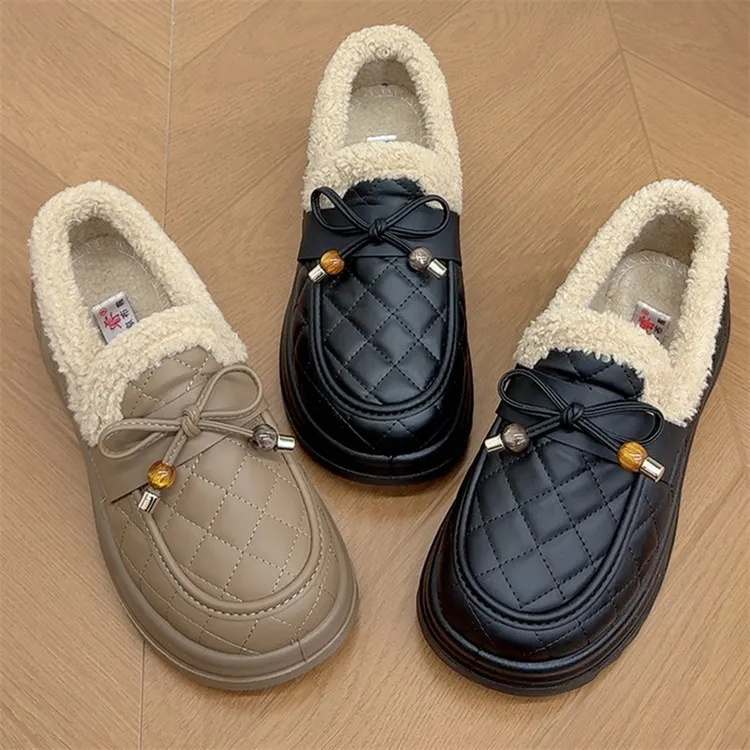 时尚皮革轻便豆豆鞋老北京冬季加绒女棉靴软底厚底外穿保暖毛毛鞋