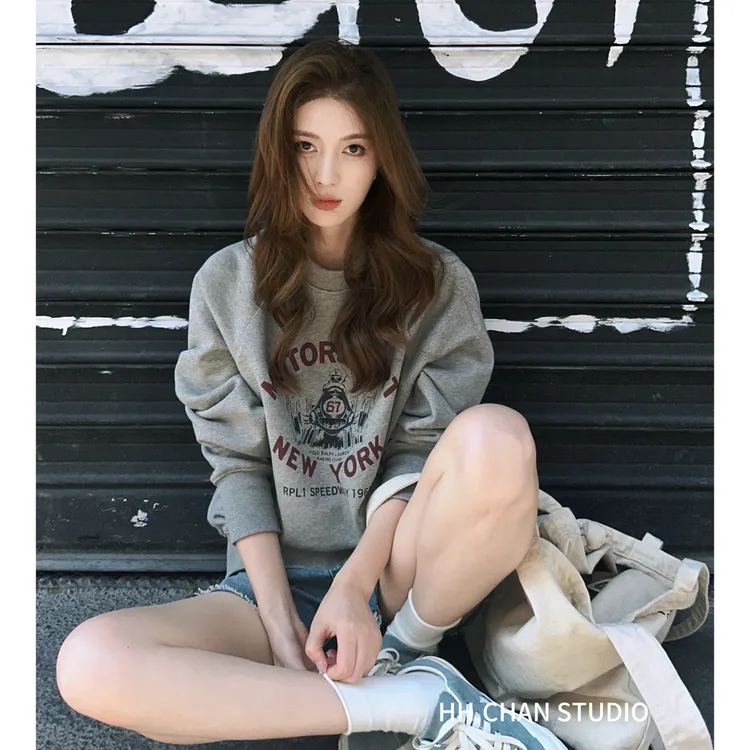 HH.CHAN“低空飞行”定制棉RL秋季新款低饱和小赛车卫衣HH53H37796