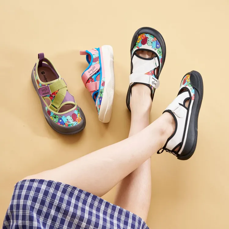 J&M/快乐玛丽25年新款原创涂鸦时尚百搭夏季透气软底鞋网面66253W