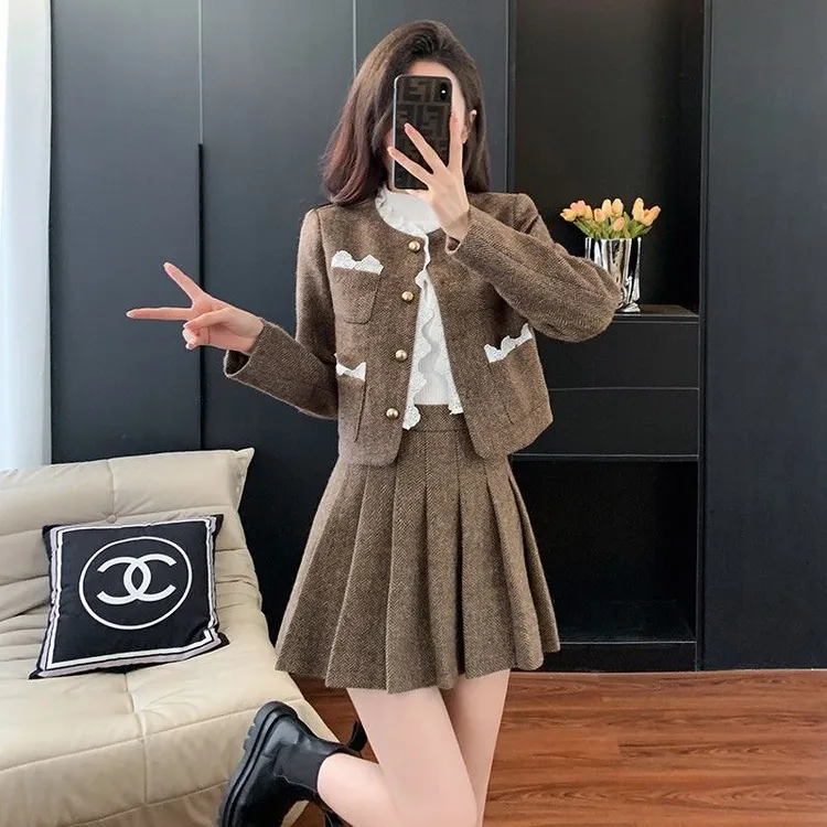 2025春秋新款时尚拼接款蕾丝花边甜美小香风短款百褶裙两件套