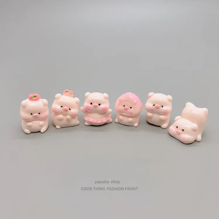 可爱蜜桃小猪创意网红小摆件电脑桌面工位装饰品车载中控台摆设