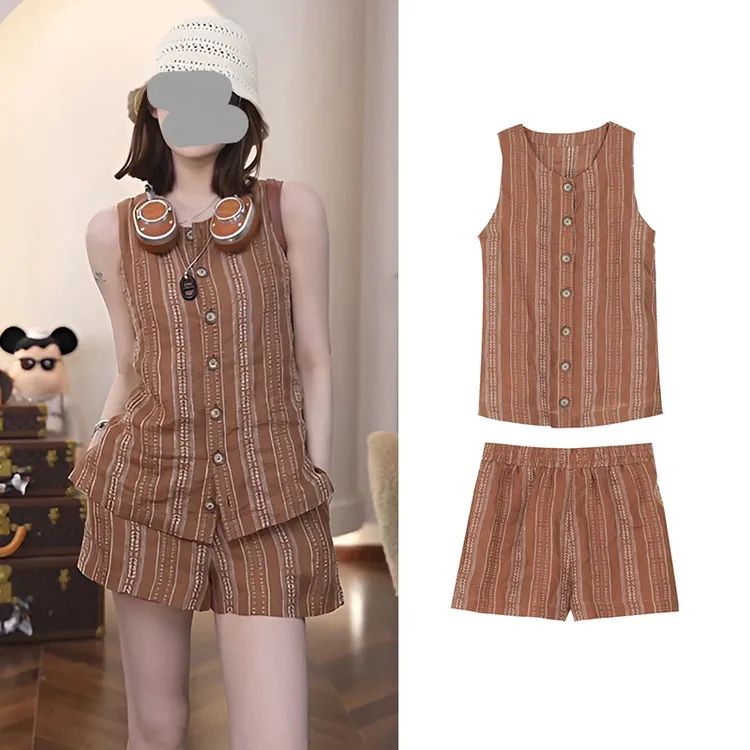 一整套ootd穿搭套装女夏季2025新款复古撞色无袖上衣超火高腰短裤